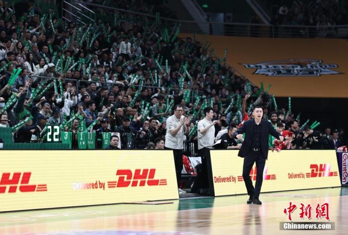 杨鸣正式辞任辽篮主帅，洛佩斯代理上任；CBA本