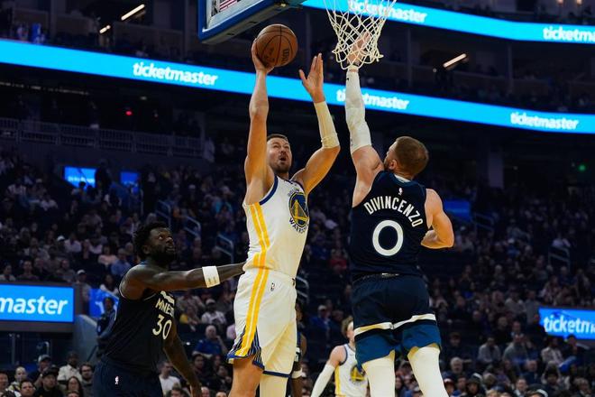 爱德华兹带伤爆发率队终结连败 勇士三将伤退难