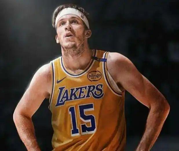 独行侠医疗组误诊致里夫斯报销 湖人后场双核伤