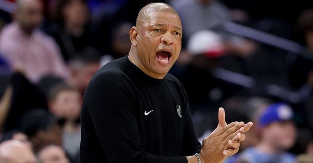 雄鹿队惨败无缘季后赛 更衣室分裂致里弗斯下课